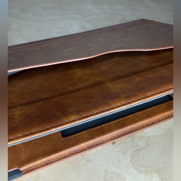 MacBook Pro Case - Picture 12 of 12